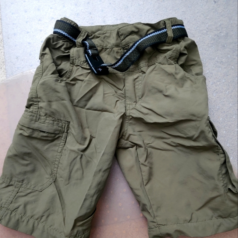 Youth Olive Cargo Shorts - Youth Size M